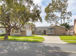 11901 Martha Ann Dr, Los Alamitos, CA 90720