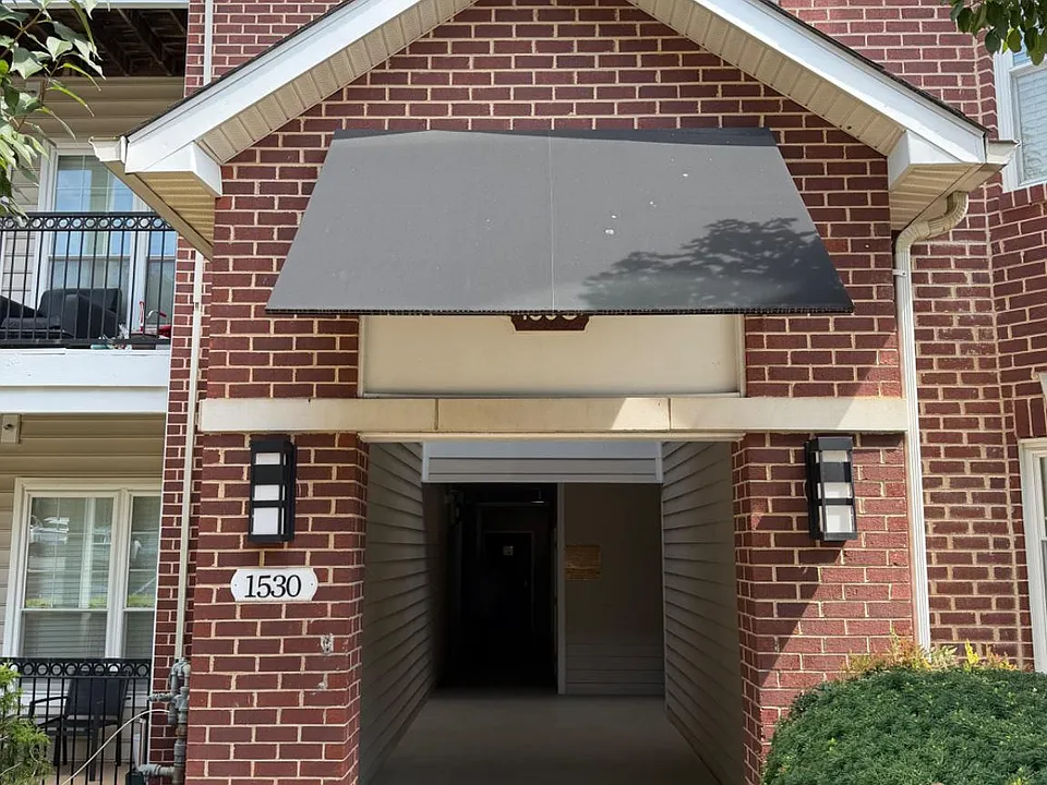 1530 Spring Gate Dr #9104