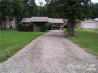 1st image of 1916 Lakeshore Dr