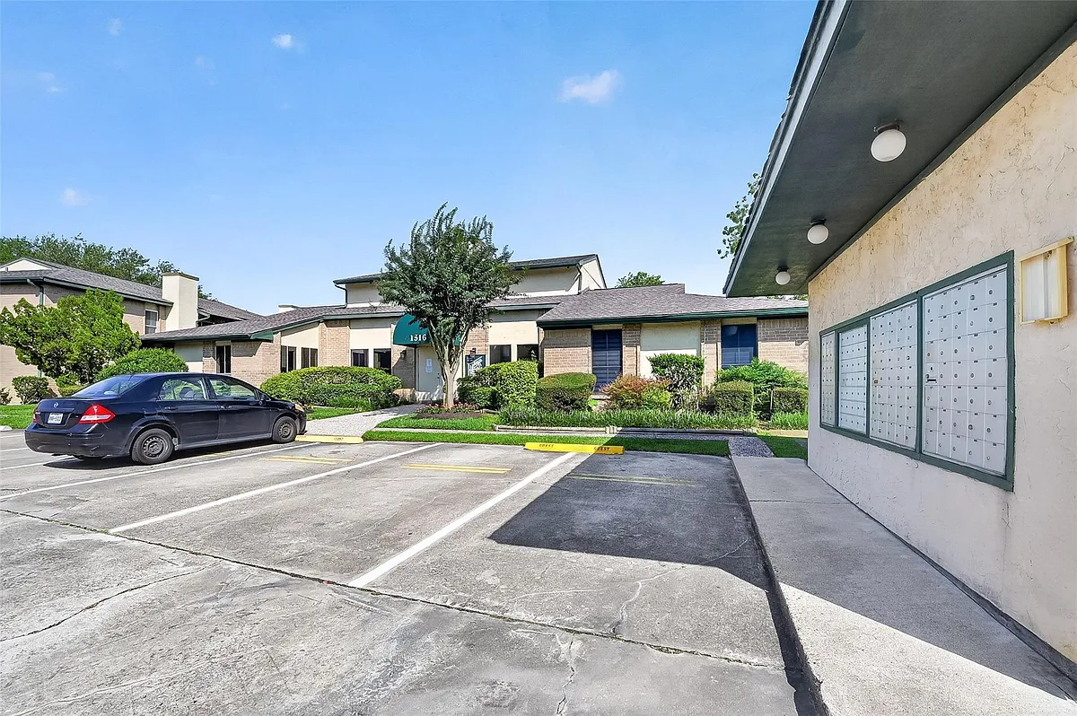 Building Photo - 1516 Bay Area Blvd #K15