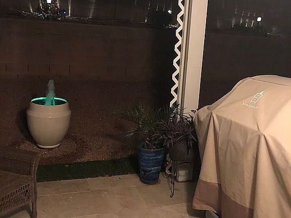 Travertine patio backyard