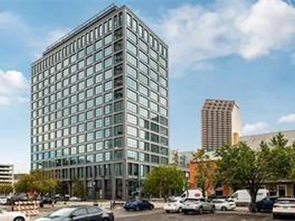 1001 Julia St APT 10A, New Orleans, LA 70113