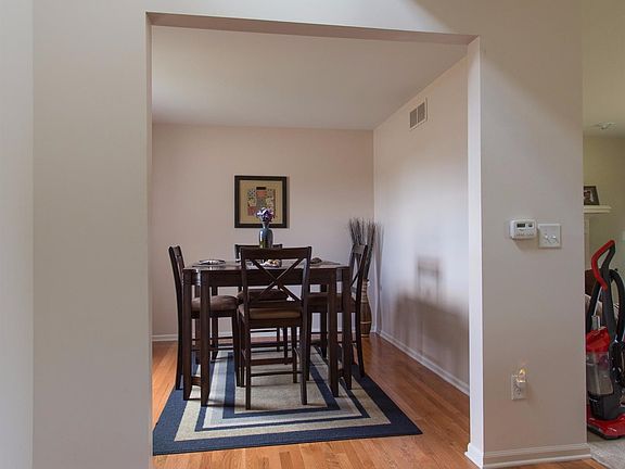 5th image of 33516 Bay Hill Dr