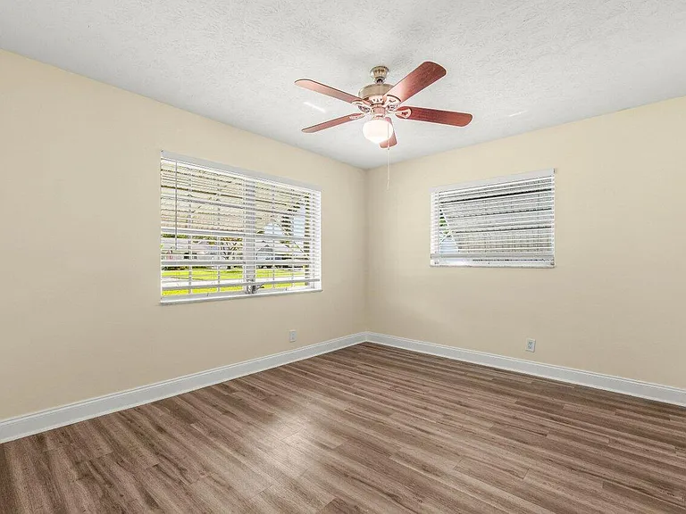 640 Jaeger Dr — Photo 10