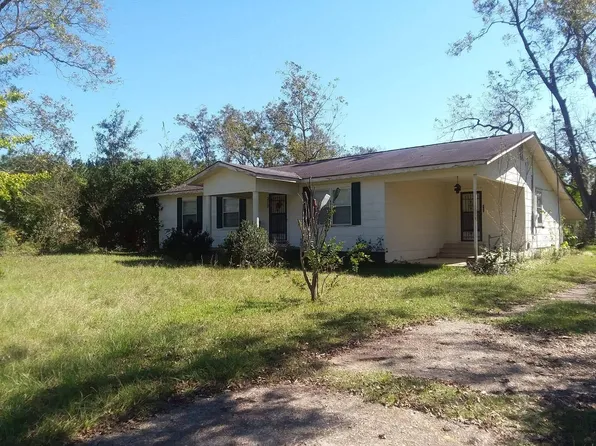 310 County Road 26, Headland, AL 36345