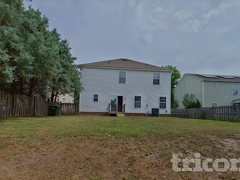 443 Laurel Mist Ln — Photo 23