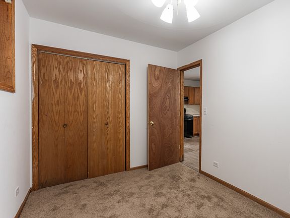 2nd image of 2901 N Hoyne Ave #Gdn
