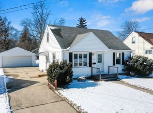 157 N Western Ave, Neenah, WI 54956