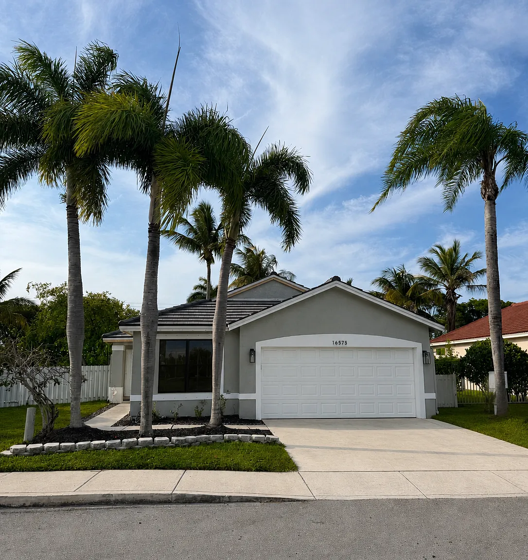 3 bed, 1718 sqft, $4,550 — Photo 1