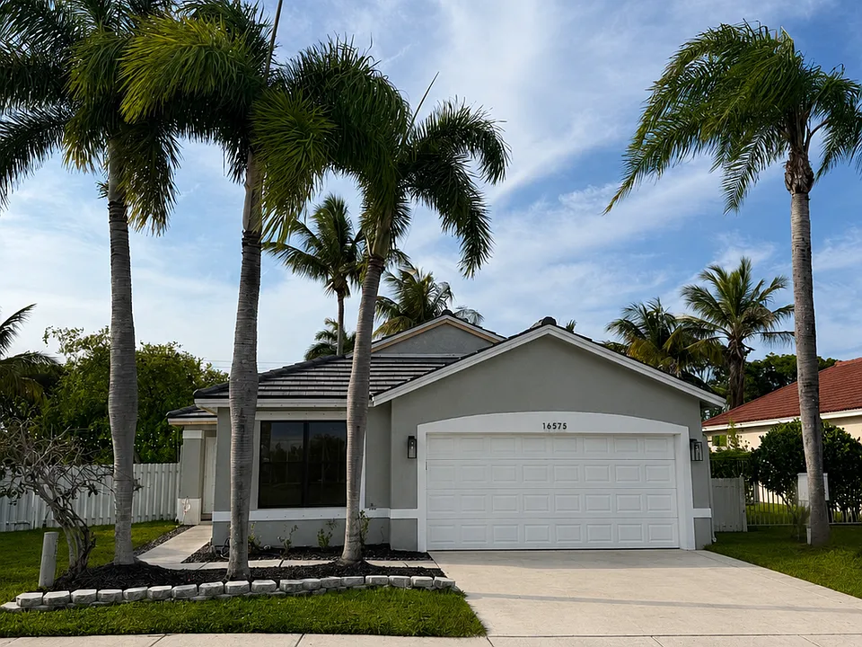 16575 NW 24th St