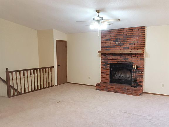 3rd image of 2839 James Christopher Dr