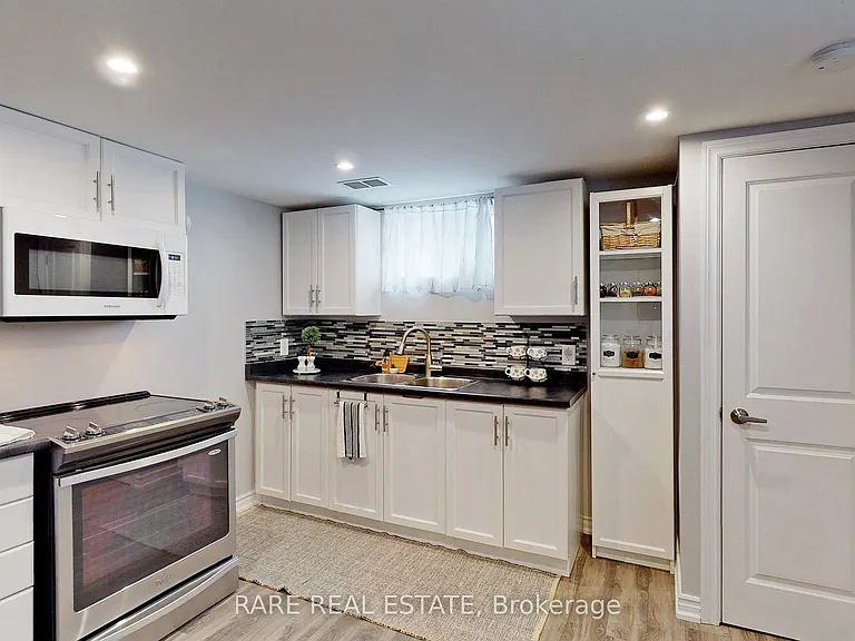 508 Upper Gage Ave #LOWER — Photo 6