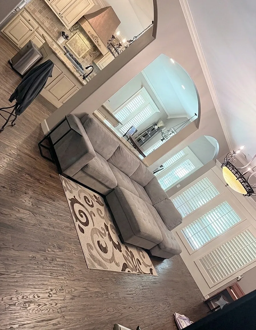 5 bed, 3041 sqft, $3,499 — Photo 1