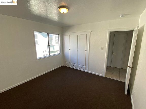 5th image of 7858 Bancroft Ave #D