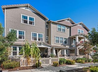 525 Coconut Ln, Fillmore, CA 93015
