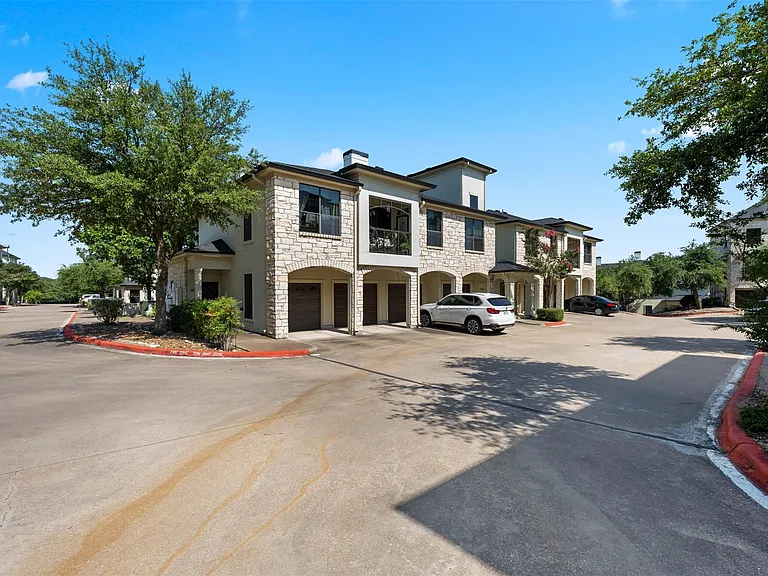 7701 Rialto Blvd #1433 — Photo 31