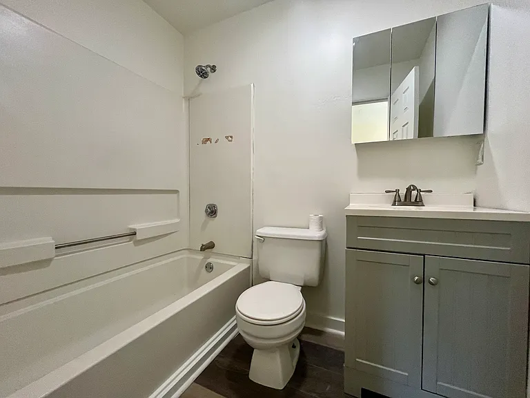 115 W 9th Ave #6 — Photo 12