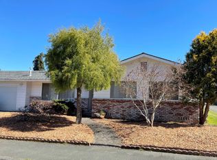 5815 Walnut Dr, Eureka, CA 95503