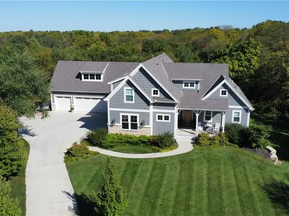 8920 W 199th St, Bucyrus, KS 66013