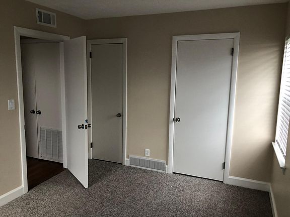 3rd image of 2202 Gerald Ct APT 1