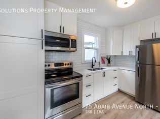 75 Adair Ave N #1, Hamilton, ON L8H 6A7
