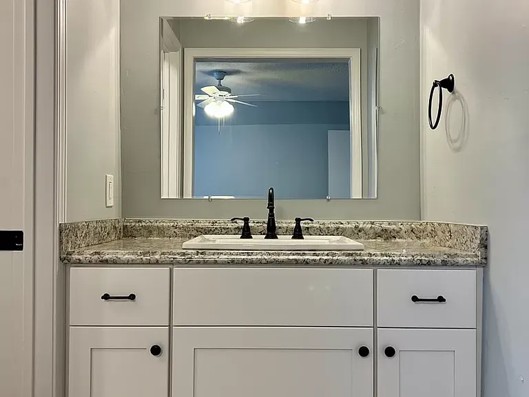 1815 E Lindsey St #1 — Photo 19