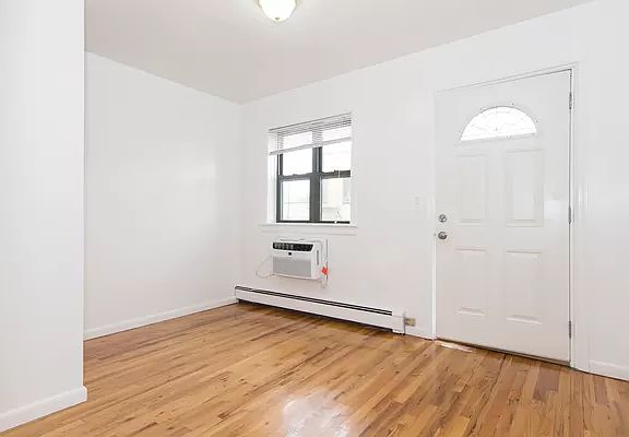 4th image of 35-25 32nd St #2W