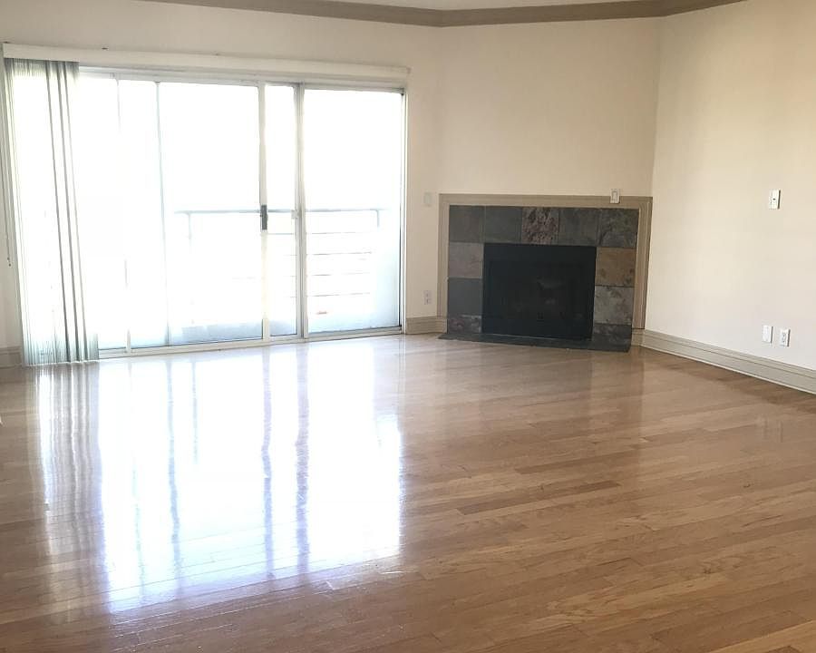 1st image of 324 Idaho Ave APT 401