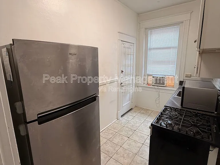2424 Stuart Ave — Photo 10