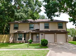 15526 Schumann Ln, Houston, TX 77083