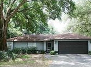 24150 Landing Dr, Lutz, FL 33559