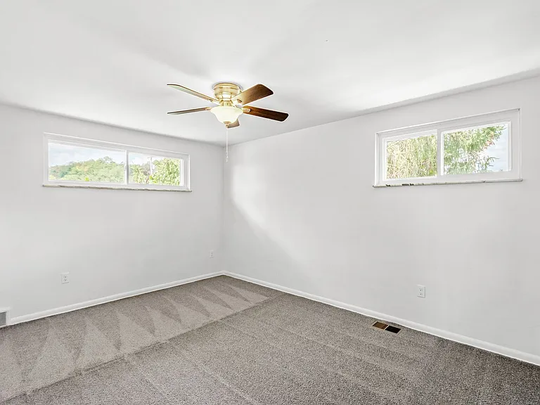 349 Virginia Ave — Photo 11
