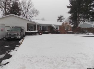 24 Witte Rd, Albany, NY 12203