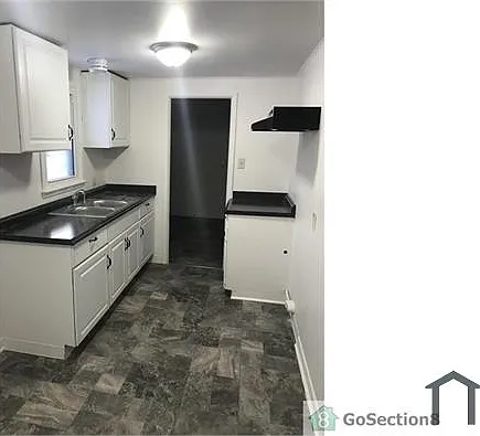 102 S Webster Ave — Photo 3