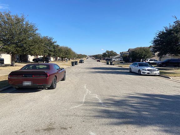 4th image of 4908 Causeway Ct