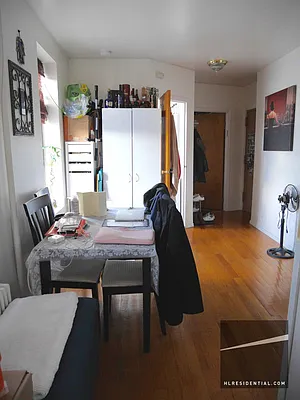 Rented by Highline Residential | media 35