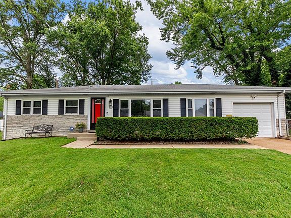 2nd image of 713 Bellflower Dr