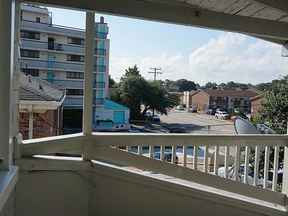 3rd image of 1206 E Ocean View Ave APT 3