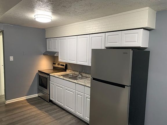 5th image of 2606 Montana Ave APT 2