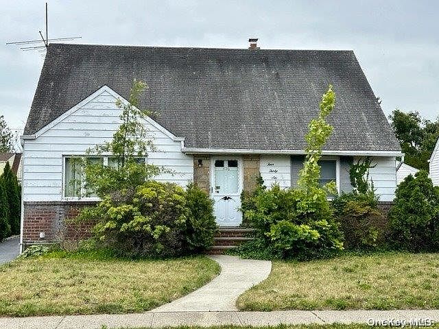 1st image of 436 Hillside Drive S