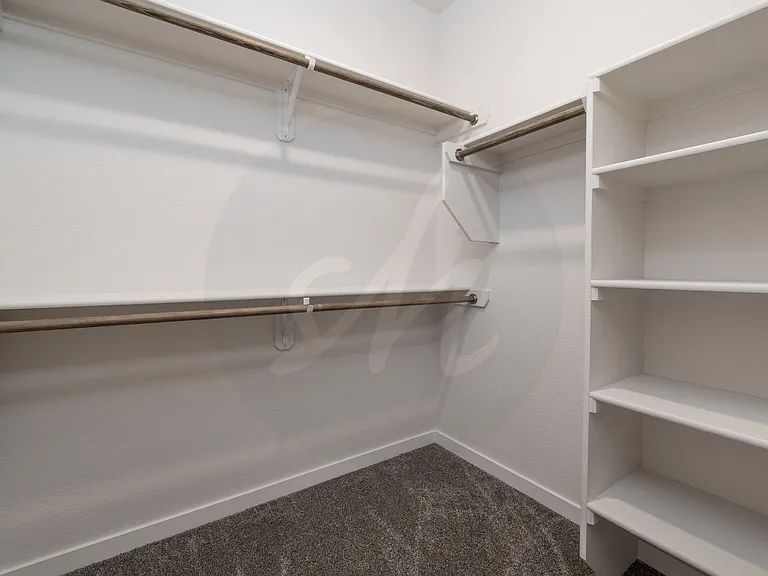 5747 Villa Lorenzo Dr — Photo 15