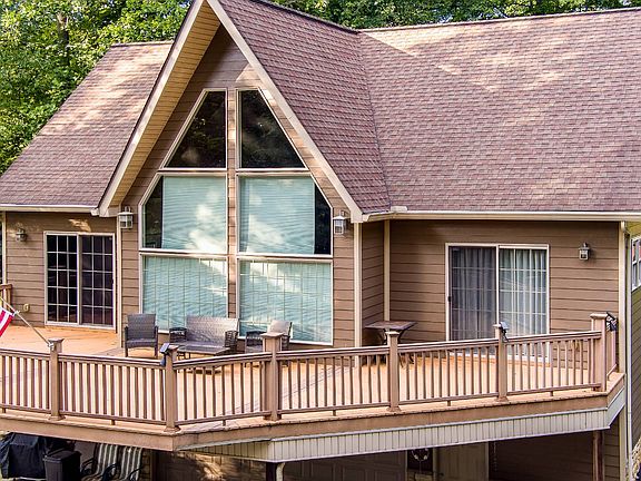 2nd image of 94 Lakeshore Dr