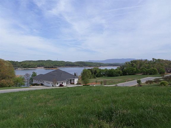 5th image of Majestic Cir Lot 65