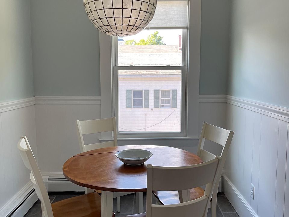 Breakfast nook