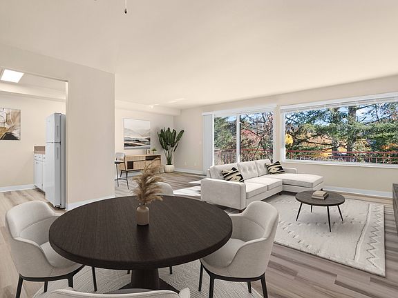 3rd image of 40 Newport Way SW APT 103