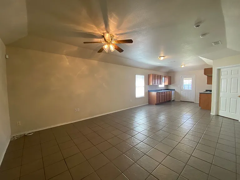 239A Rosalie Dr — Photo 3