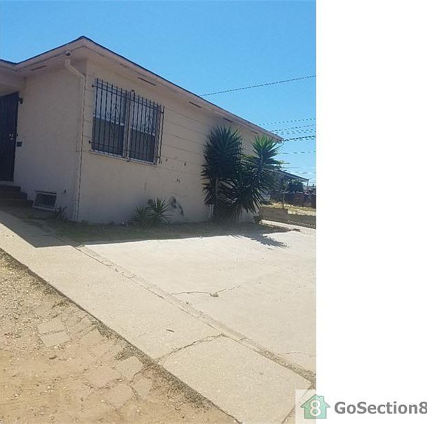 1st image of 1430 W 107th St #1430