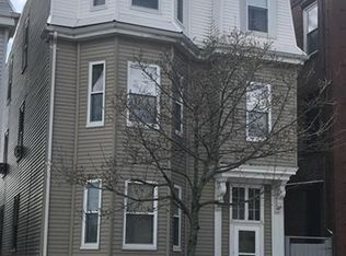 583 E 4th St, South Boston, MA 02127