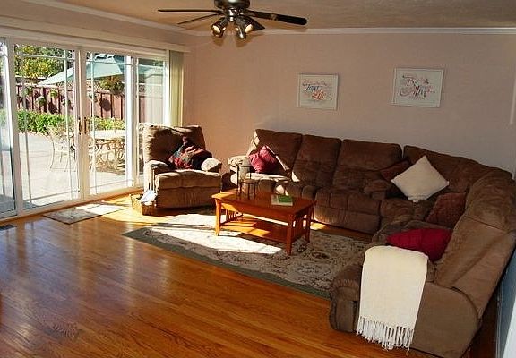 4th image of 1152 Bennington Dr
