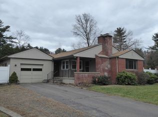 91 Shaker Rd, Westfield, MA 01085
